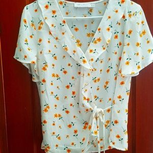 stitch fix brand All in favor wrap blouse size med